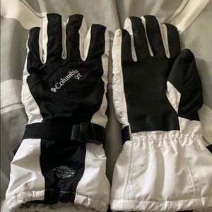 Columbia ski gloves